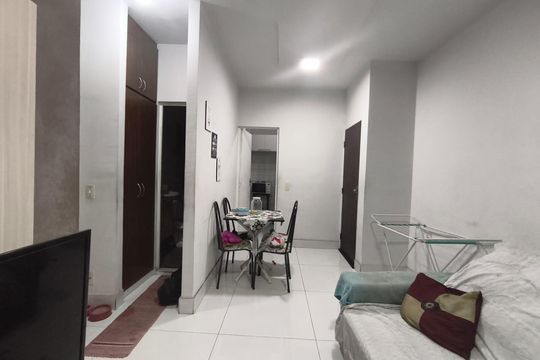 Sala de apartamento à venda com 2 quartos, 48m² em Heliópolis, Belo Horizonte