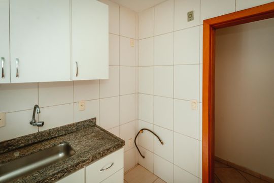 Apartamento à venda com 2 quartos, 60m² em Manacás, Belo Horizonte