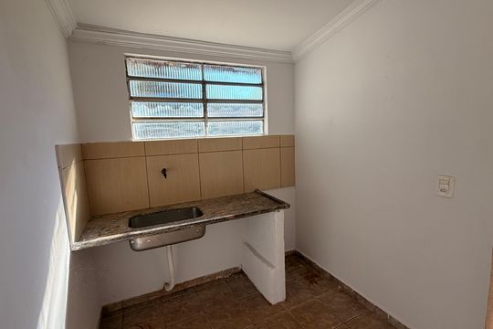 Cozinha de casa para alugar com 2 quartos, 430m² em Setor Pedro Ludovico, Goiânia