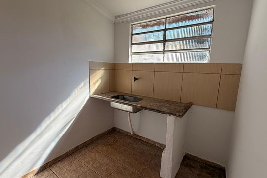Cozinha de casa para alugar com 2 quartos, 430m² em Setor Pedro Ludovico, Goiânia