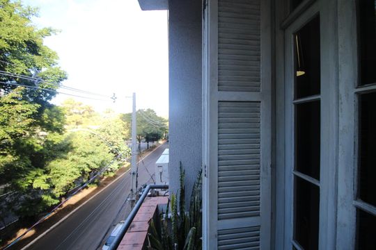 Sacada de apartamento à venda com 3 quartos, 137m² em Santana, Porto Alegre