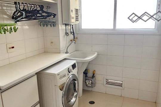 Área de serviço de apartamento à venda com 3 quartos, 136m² em Jardim Arpoador, São Paulo