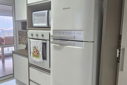 Cozinha de apartamento à venda com 3 quartos, 136m² em Jardim Arpoador, São Paulo