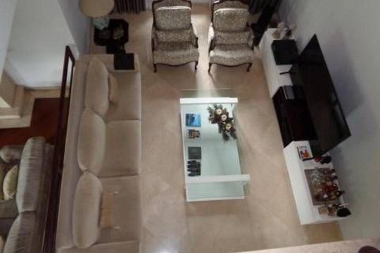 Foto 01 de casa de condomínio à venda com 4 quartos, 750m² em Residencial Tambore, Barueri