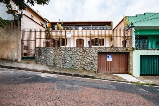 Casa para alugar com 3 quartos, 200m² em Planalto, Belo Horizonte