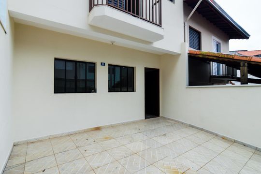Garagem de casa à venda com 3 quartos, 75m² em Jardim Ema, Guarulhos