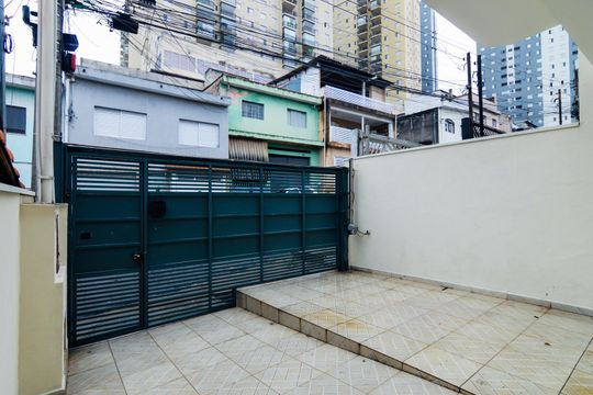 Garagem de casa à venda com 3 quartos, 75m² em Jardim Ema, Guarulhos