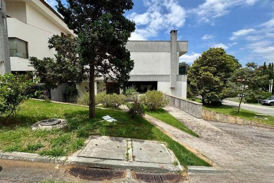 Foto 03 de casa de condomínio à venda com 4 quartos, 651m² em Residencial Seis (Alphaville), Santana de Parnaíba