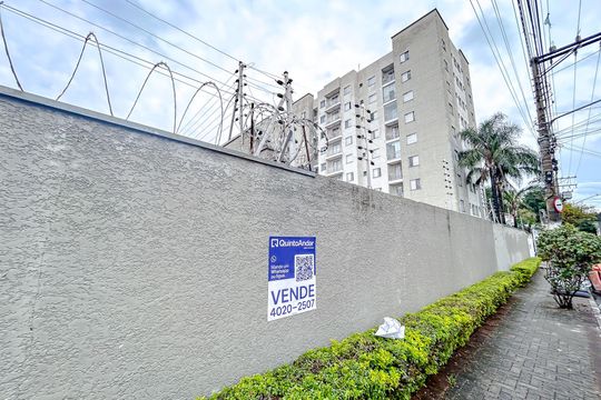 Fachada com PLaquinha de apartamento à venda com 2 quartos, 50m² em Vila Carrão, São Paulo