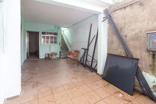 Garagem de casa à venda com 5 quartos, 154m² em Jardim Rosa de Franca, Guarulhos