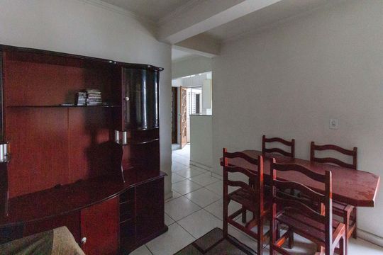 Sala de casa à venda com 5 quartos, 154m² em Jardim Rosa de Franca, Guarulhos