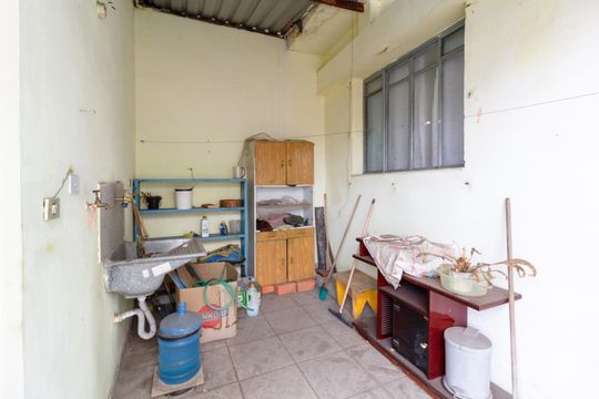 Área de Serviço de casa à venda com 5 quartos, 154m² em Jardim Rosa de Franca, Guarulhos