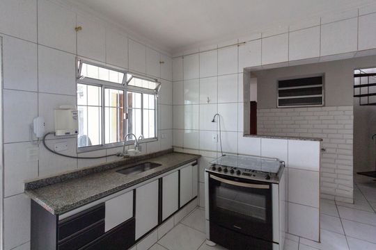 Cozinha de casa à venda com 5 quartos, 154m² em Jardim Rosa de Franca, Guarulhos