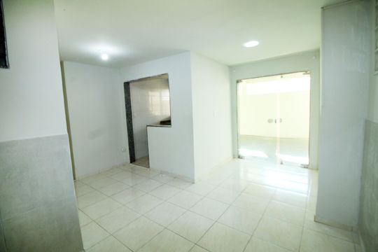 Casa para alugar com 2 quartos, 70m² em Vila da Penha, Rio de Janeiro