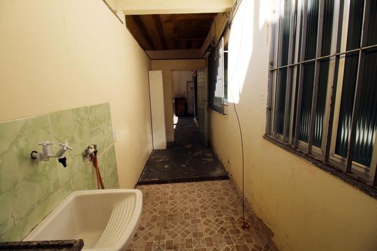 Área de Serviço de casa para alugar com 2 quartos, 70m² em Vila da Penha, Rio de Janeiro