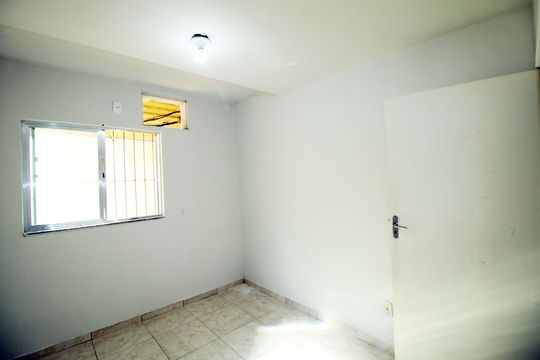 Quarto 2 de casa para alugar com 2 quartos, 70m² em Vila da Penha, Rio de Janeiro