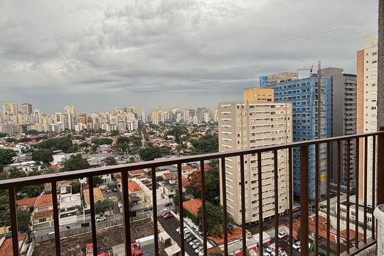 Varanda de kitnet/studio para alugar com 1 quarto, 25m² em Vila Olímpia, São Paulo
