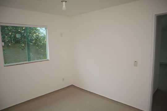 QUARTO 1 de casa para alugar com 3 quartos, 120m² em Vargem Grande, Rio de Janeiro