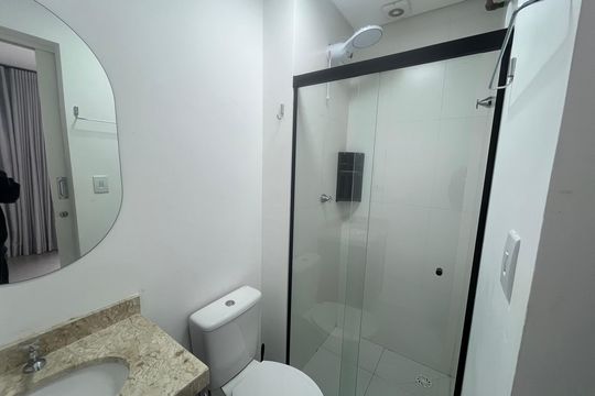 Banheiro de apartamento para alugar com 0 quarto, 25m² em Santana, São Paulo