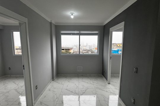 Sala de apartamento à venda com 2 quartos, 32m² em Parque Erasmo Assunção, Santo André