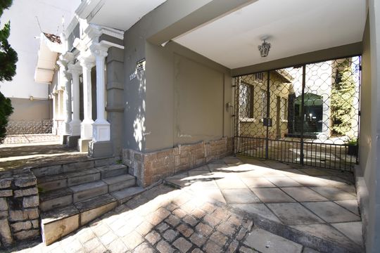 Área externa de casa para alugar com 5 quartos, 420m² em Centro, Curitiba