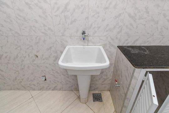 Área de Serviço de casa à venda com 3 quartos, 240m² em Coelho Neto, Rio de Janeiro