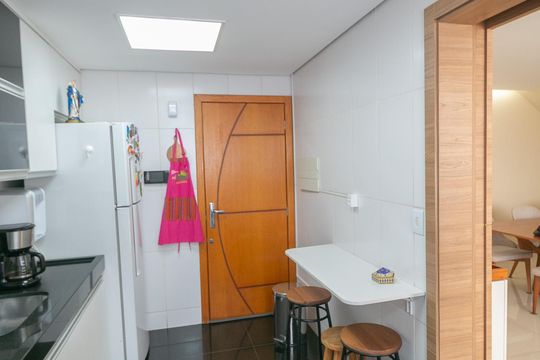 Apartamento à venda com 3 quartos, 264m² em Fernão Dias, Belo Horizonte