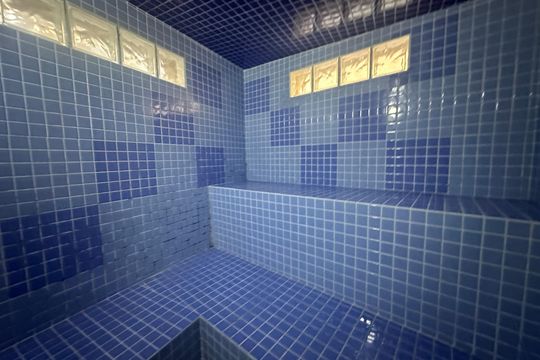 Área comum de casa de condomínio à venda com 4 quartos, 675m² em Alphaville Residencial Um, Barueri