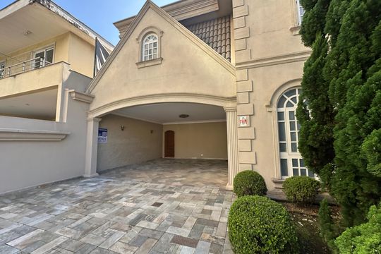 Fachada de casa de condomínio à venda com 4 quartos, 675m² em Alphaville Residencial Um, Barueri
