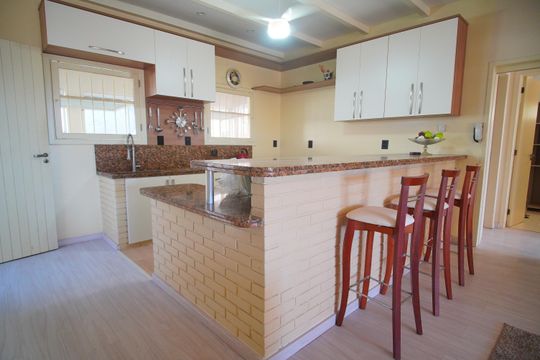 Cozinha de casa para alugar com 3 quartos, 250m² em São José, Sapucaia do Sul