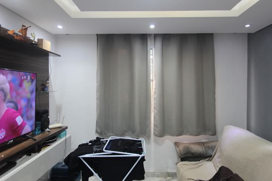 Sala de apartamento para alugar com 2 quartos, 45m² em Santa Amelia, Belo Horizonte