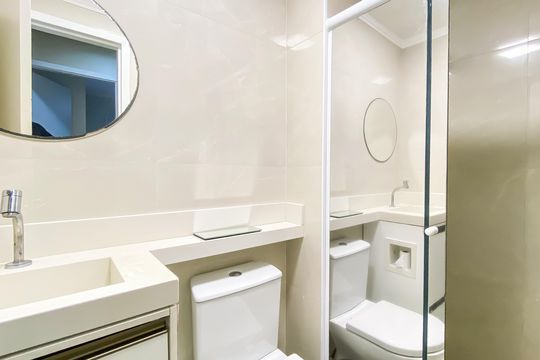 Banheiro  de apartamento à venda com 2 quartos, 47m² em Jardim Sao Francisco (zona Leste), São Paulo
