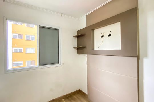 Quarto 1 de apartamento à venda com 2 quartos, 47m² em Jardim Sao Francisco (zona Leste), São Paulo