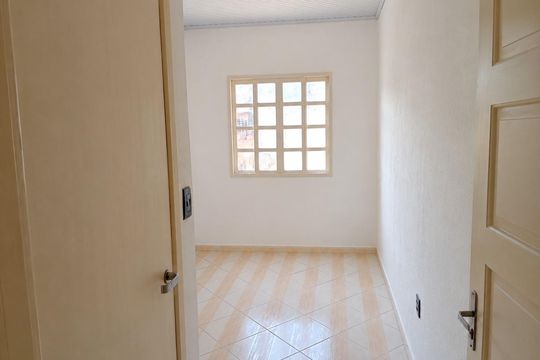 Casa para alugar com 2 quartos, 128m² em Floresta, Porto Alegre