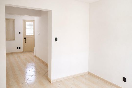 Casa para alugar com 2 quartos, 128m² em Floresta, Porto Alegre