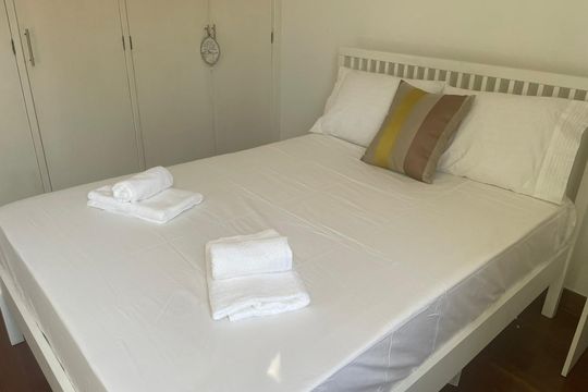 Quarto de apartamento à venda com 4 quartos, 160m² em Santo Antônio, Belo Horizonte