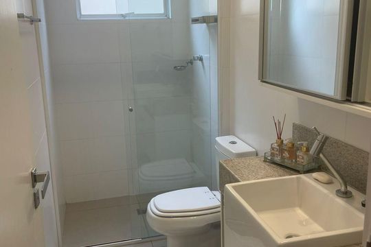 Banheiro de apartamento à venda com 4 quartos, 160m² em Santo Antônio, Belo Horizonte
