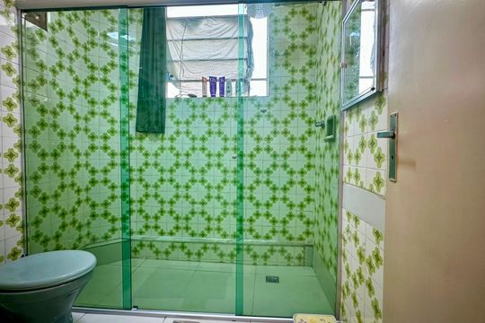 Banheiro  de apartamento à venda com 3 quartos, 101m² em Alto Barroca, Belo Horizonte