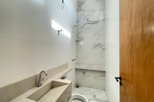 Casa à venda com 3 quartos, 98m² em Santa Branca, Belo Horizonte