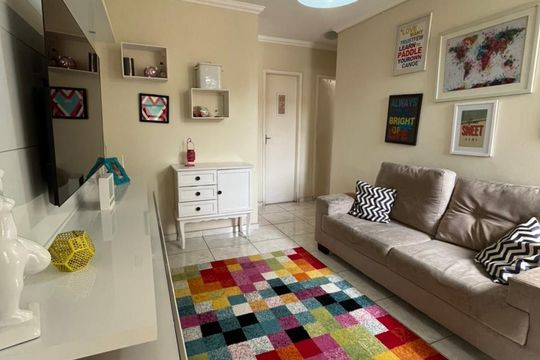 Sala de apartamento para alugar com 2 quartos, 49m² em Campo Grande, Rio de Janeiro