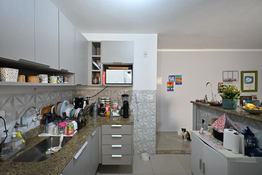 Cozinha de apartamento para alugar com 2 quartos, 70m² em Chácara Agrindus, Taboão da Serra