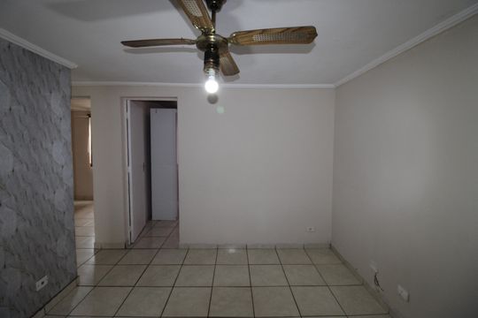 Sala de apartamento para alugar com 2 quartos, 47m² em Cidade Tiradentes, São Paulo