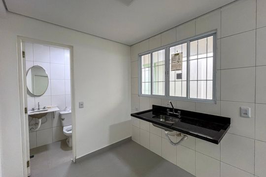 Cozinha de casa de condomínio para alugar com 1 quarto, 38m² em Cursino, São Paulo