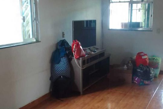 Sala de casa para alugar com 2 quartos, 100m² em Parque Paulista, Duque de Caxias