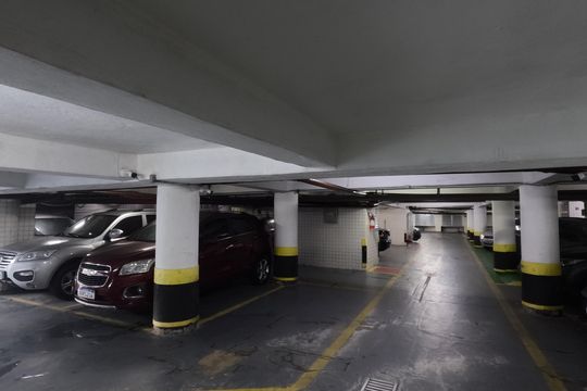 Área Comum - Garagem de apartamento para alugar com 1 quarto, 91m² em Boqueirão, Santos