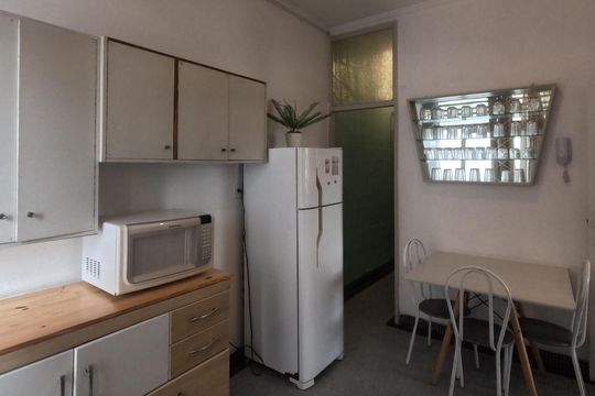 Cozinha de apartamento para alugar com 1 quarto, 91m² em Boqueirão, Santos
