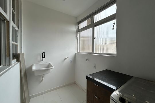 Área de Serviço de apartamento para alugar com 3 quartos, 92m² em Itaguaçu, Florianópolis