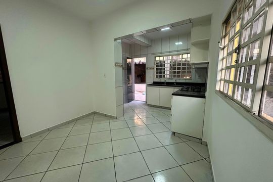 Casa para alugar com 3 quartos, 150m² em Pindorama, Belo Horizonte