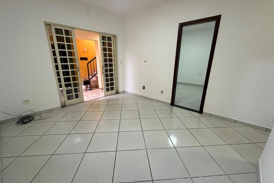 Casa para alugar com 3 quartos, 150m² em Pindorama, Belo Horizonte