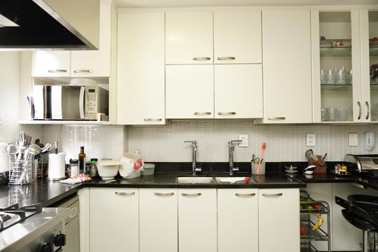 Cozinha de apartamento à venda com 4 quartos, 240m² em Funcionários, Belo Horizonte